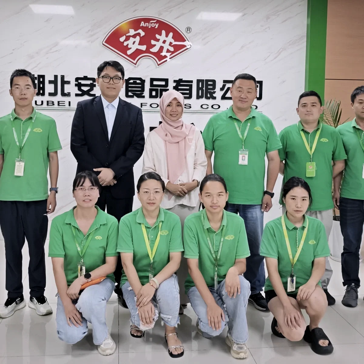 雅各之星 验厂合照