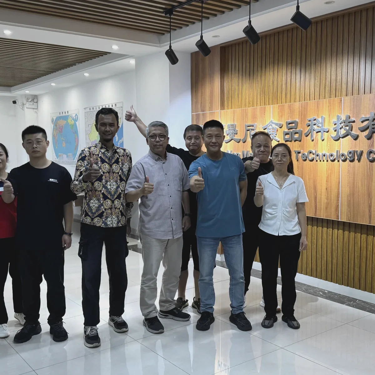 雅各之星 验厂合照