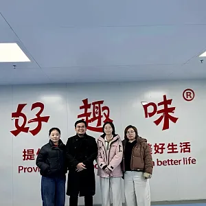 雅各之星 验厂合照